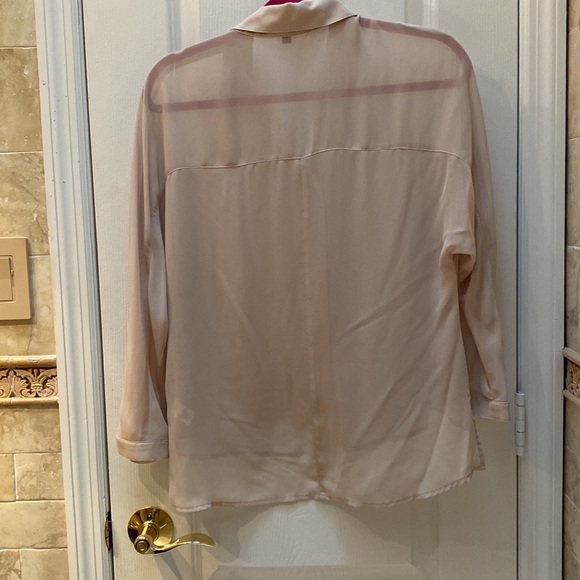 Express Sheer Cream Button Up Blouse Size Small - Picture 3 of 5